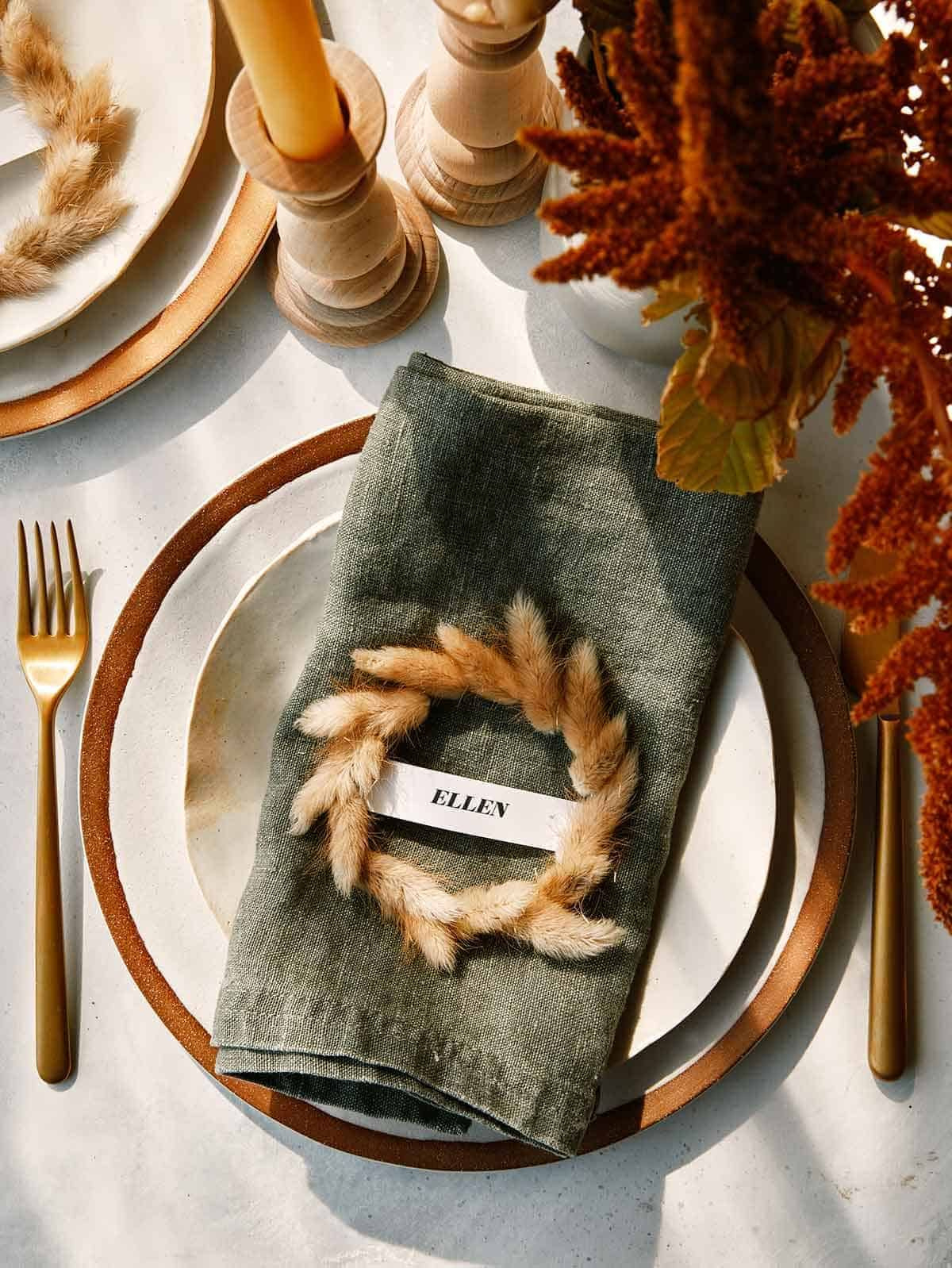 35 Diy Thanksgiving Place Cards To Delight Your Holiday Guests in Place Cards Ideas For Thanksgiving