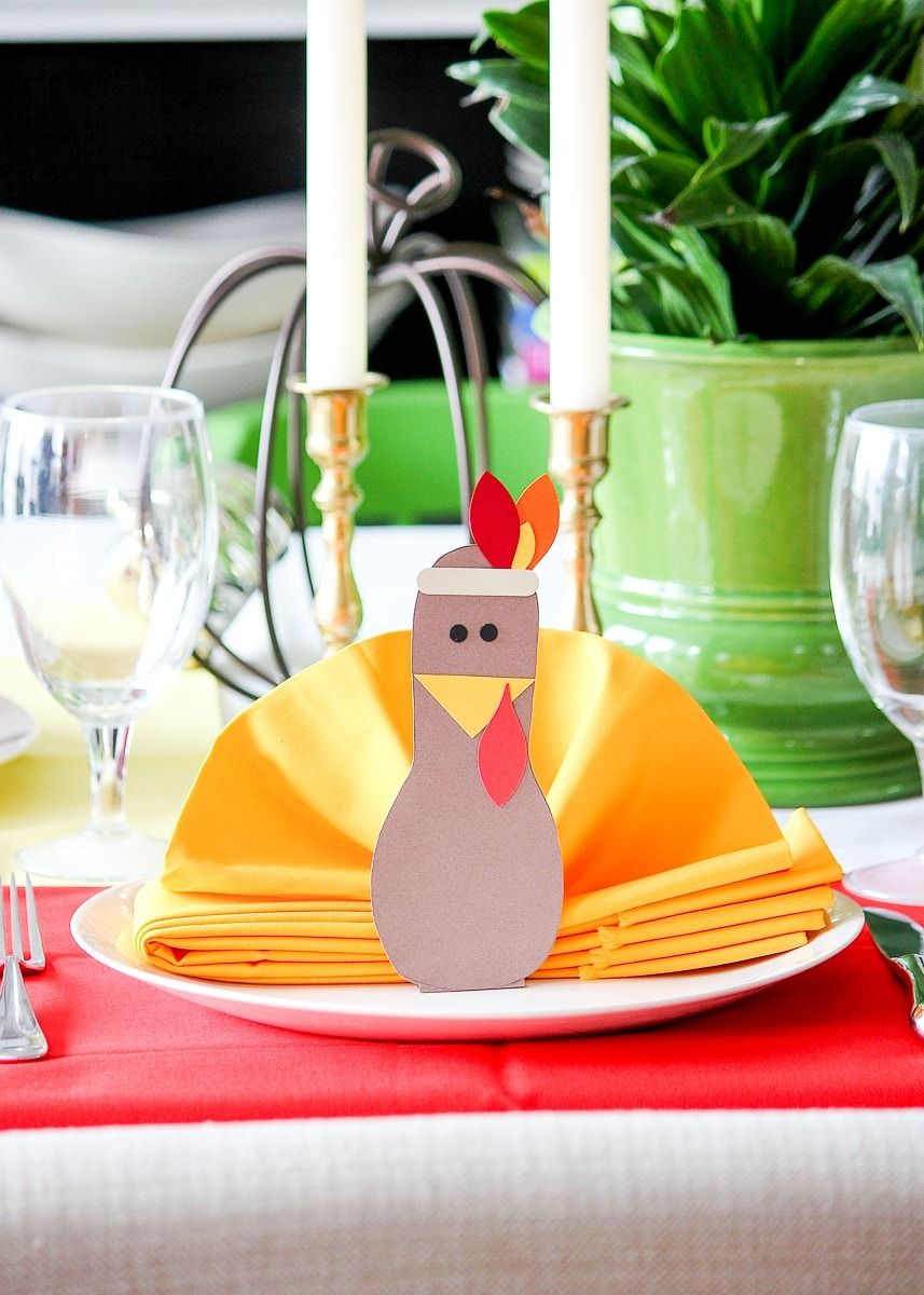 35 Diy Thanksgiving Place Cards To Delight Your Holiday Guests intended for Diy Place Cards Thanksgiving