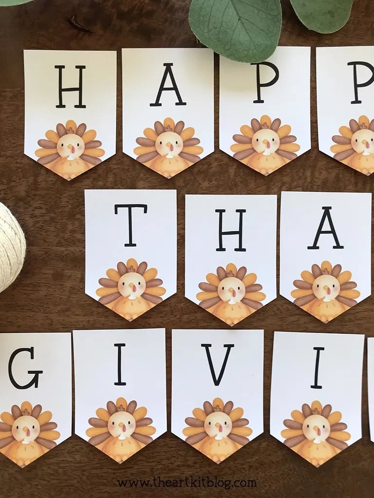 Happy Thanksgiving Banner {Free Printable!} - The Art Kit for Free Thanksgiving Banner Printable